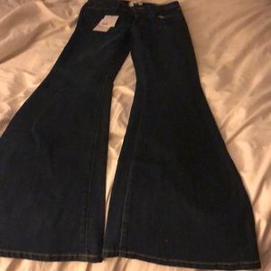 Paige high rise bell canyon /flare size 27